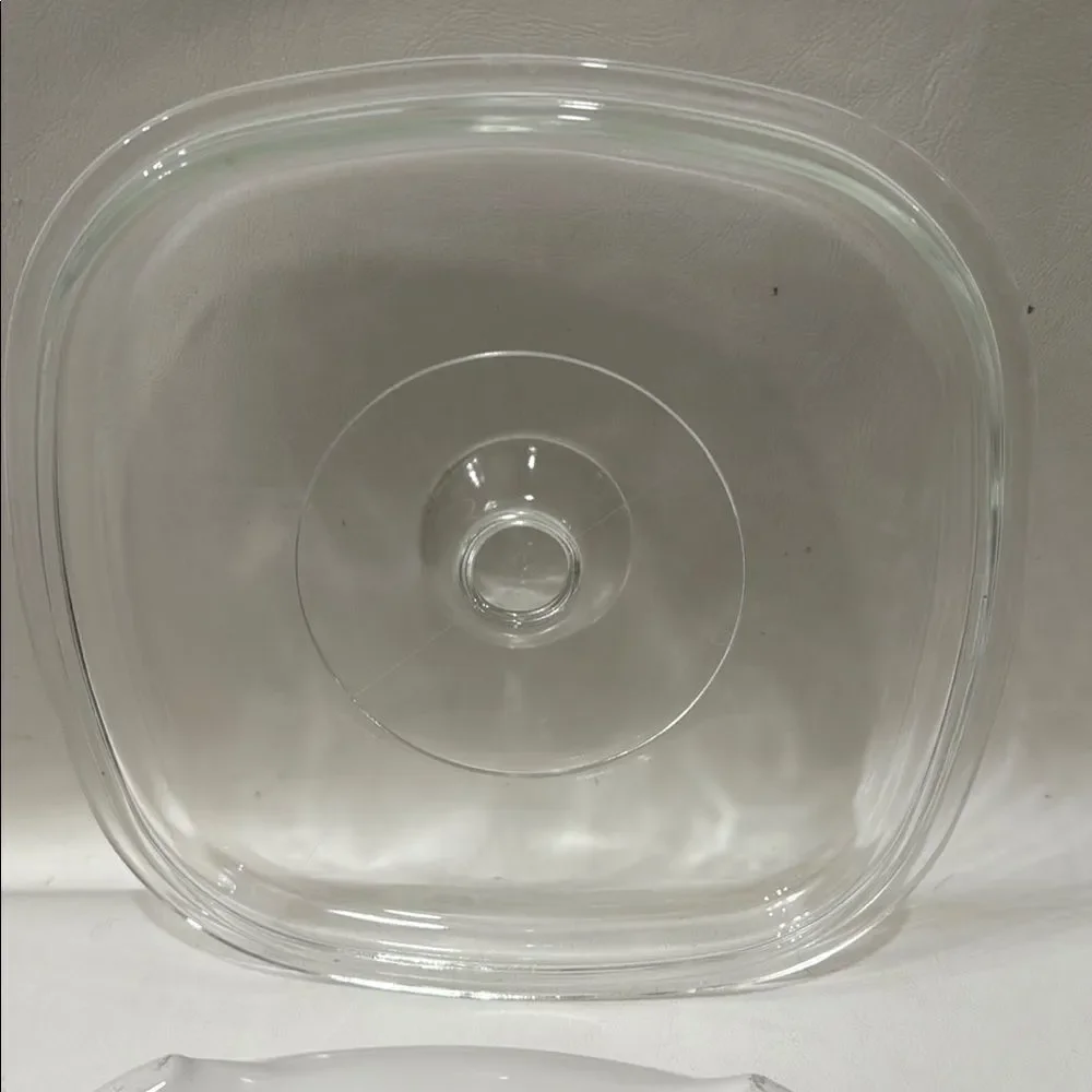 CorningWare White Casserole Dish with Glass Lid